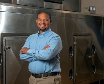 Phil poses for a portrait at the Reading Bakery Systems Science and Technology Center in Sinking Spring.
Photo by Jeremy Drey
jeremydrey@gmail.com
484-333-2977
www.jeremydrey.com
7/6/22