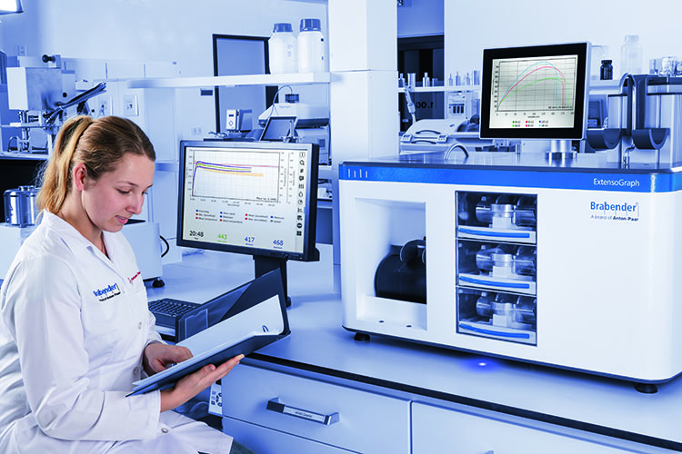 f2m-bbi-04-25-IBIE 2025 special-Anton Paar Brabender_ExtensoGraph_FarinoGraph results on PC screen 01