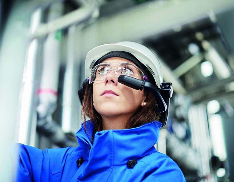 f2m-bbi-05-25-Markets-woman