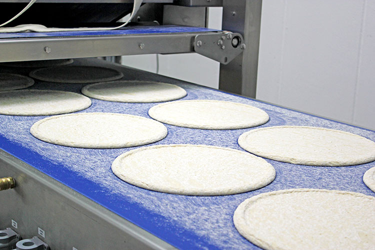 f2m-bbi-19-03-production-pizza production