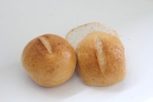 f2m-bbi-20-04-production-handtmann-glutenfree-rolls-3 (Large)