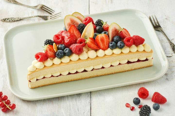 Dawn Foods launches first vegan certified sponge cake mix - Baking ...