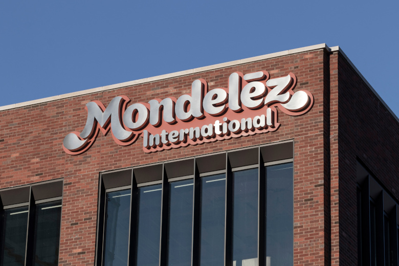 Chicago - Circa October 2022: Mondelez International Headquarters. Mondelez is the snack food spin off of Kraft Foods.