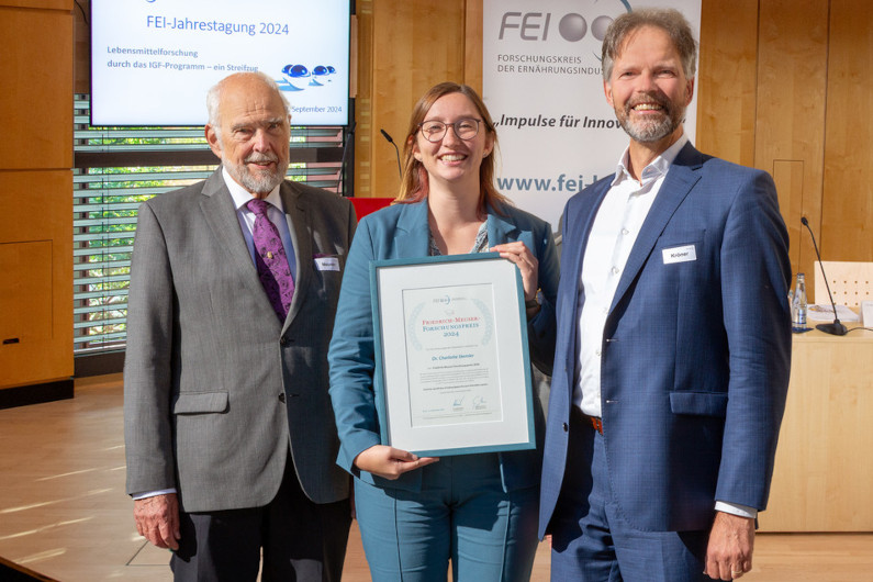 f2m_stemler_award