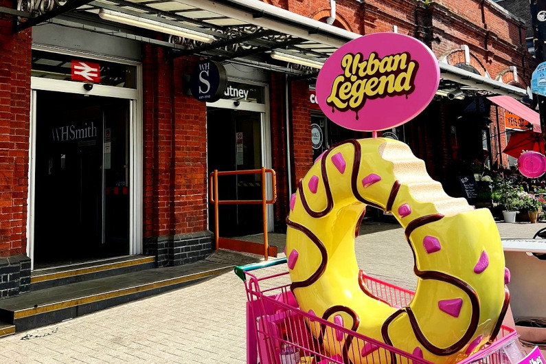 f2m_urban_legend_donut